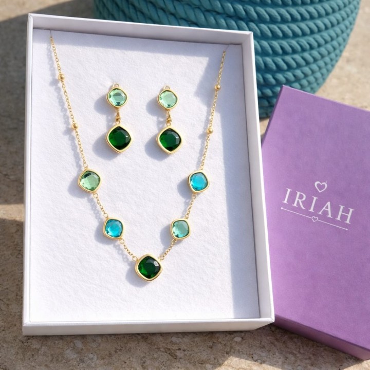 SET LUCE : COLLANA + ORECCHINI